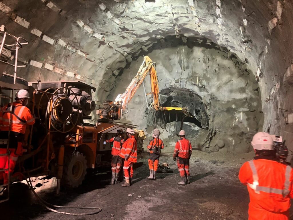 Reportage ZDF : Tunnel de base du Mont-Cenis : Méga-projet de construction dans les Alpes